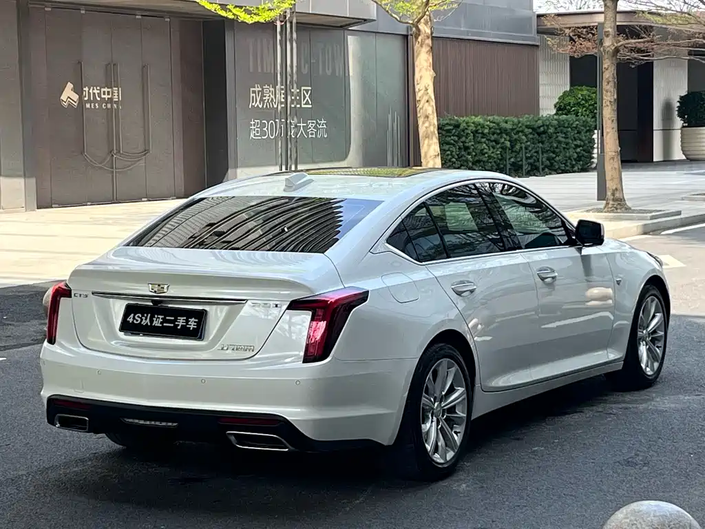 Cadillac CT5 2024 28T Luxury Pro купить на сайте DeffCars