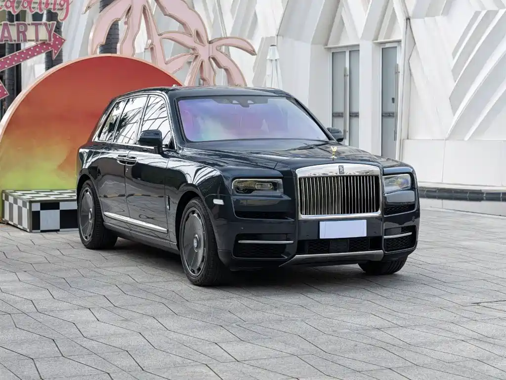 Cullinan 2018 four-seat version купить на сайте DeffCars