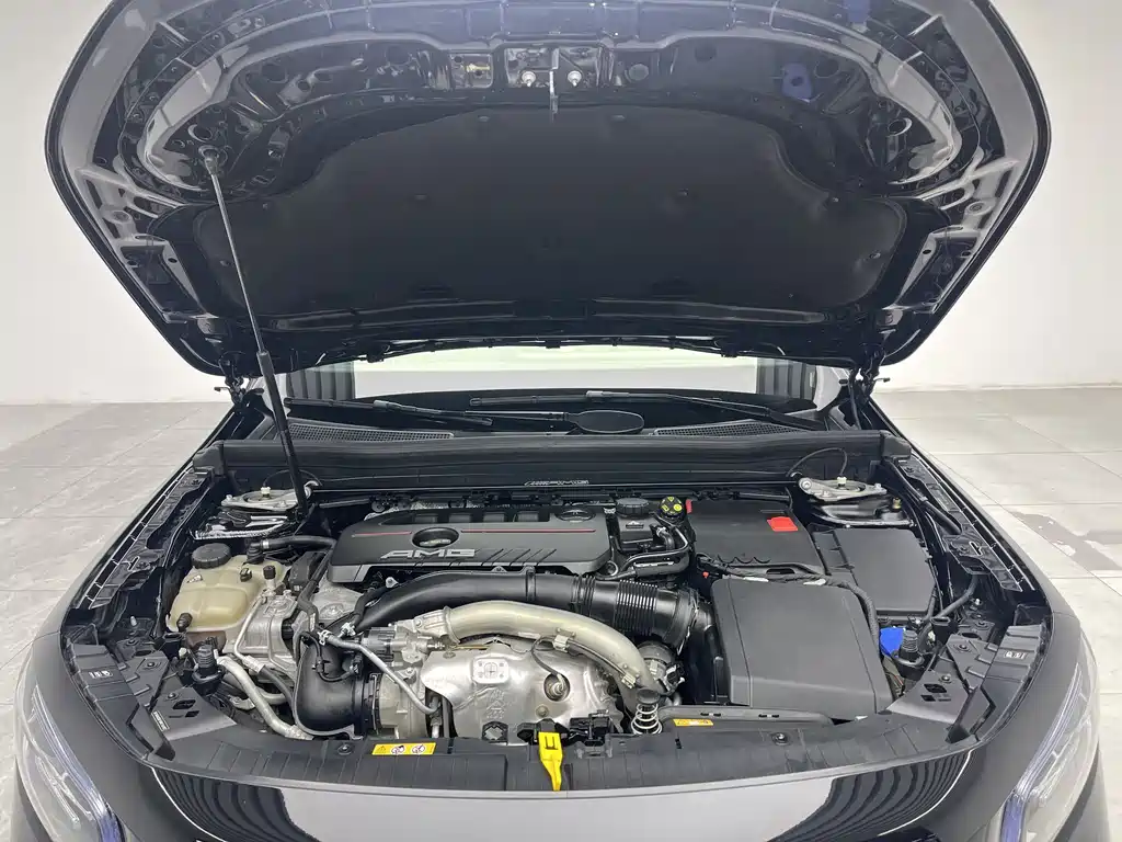 Mercedes-Benz GLB AMG 2021 AMG GLB 35 4MATIC купить на сайте DeffCars