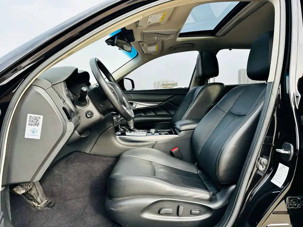 Infinity Q70 2015 Q70L 2.5L Elite Edition купить на сайте DeffCars