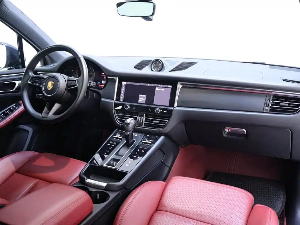 Macan 2023 Macan 2.0T купить на сайте DeffCars