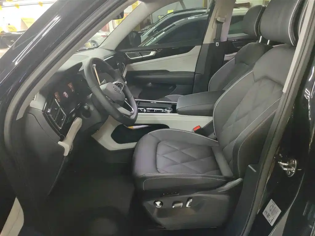 Touron 2024 380TSI four-wheel drive Dragon Edition купить на сайте DeffCars
