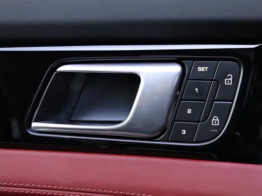 Panamera New Energy 2023 Panamera 4 E-Hybrid Sport Turism купить на сайте DeffCars