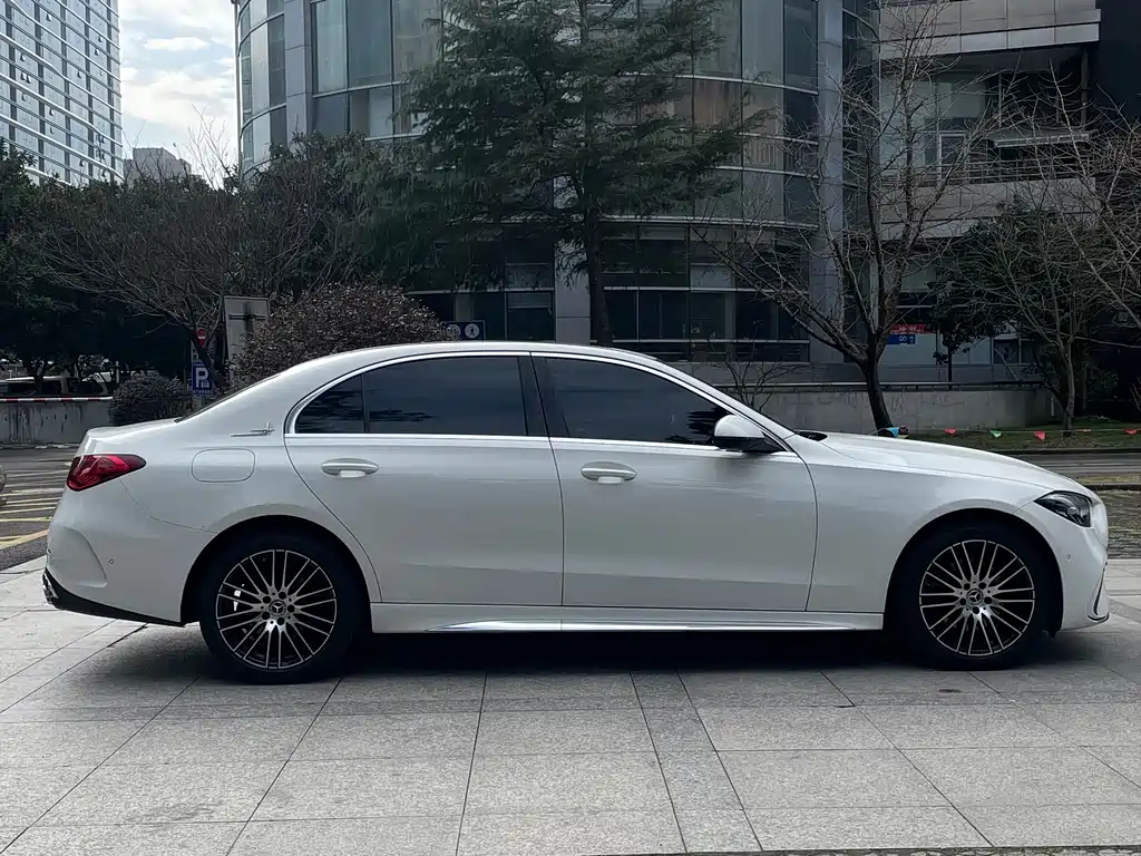 Mercedes-Benz C-Class 2024 C 200 L Sports Edition купить на сайте DeffCars