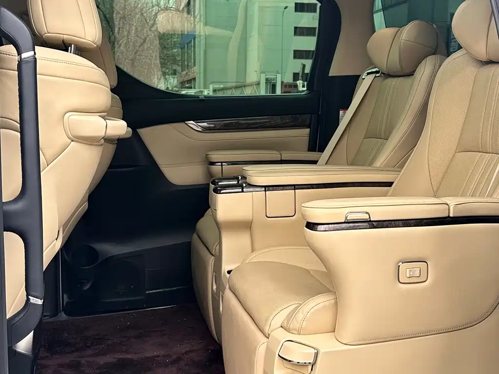 Wilfa 2021 Crown Dual Engine 2.5L HV Extreme Edition купить на сайте DeffCars