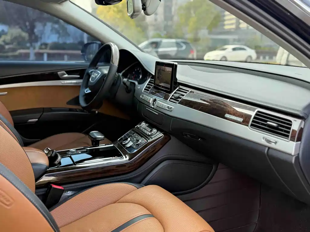 Audi A8 2017 A8L 45 TFSI quattro Leading Elite Collection Edition купить на сайте DeffCars