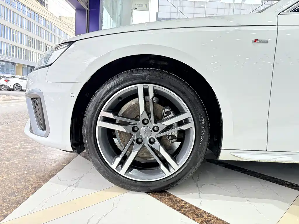 Audi A4L 2020 40 TFSI quattro luxury and dynamic model купить на сайте DeffCars