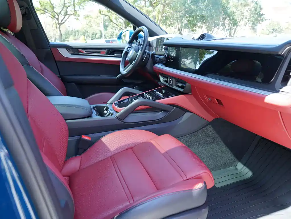 Cayenne 2024 Cayenne Coupé 3.0T купить на сайте DeffCars