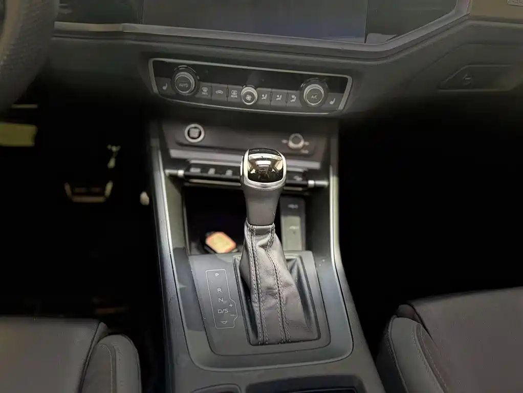 Audi Q3 Sportback 2023 45 TFSI quattro luxury model купить на сайте DeffCars