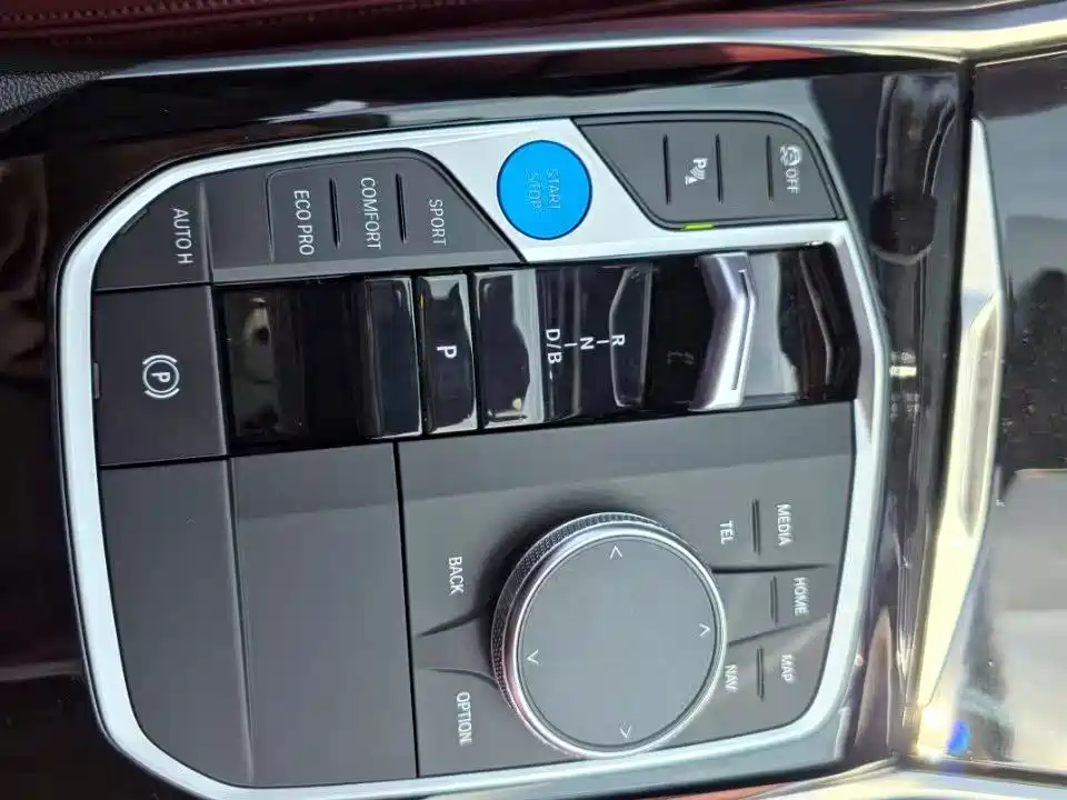 BMW i3 2022 eDrive 35 L купить на сайте DeffCars