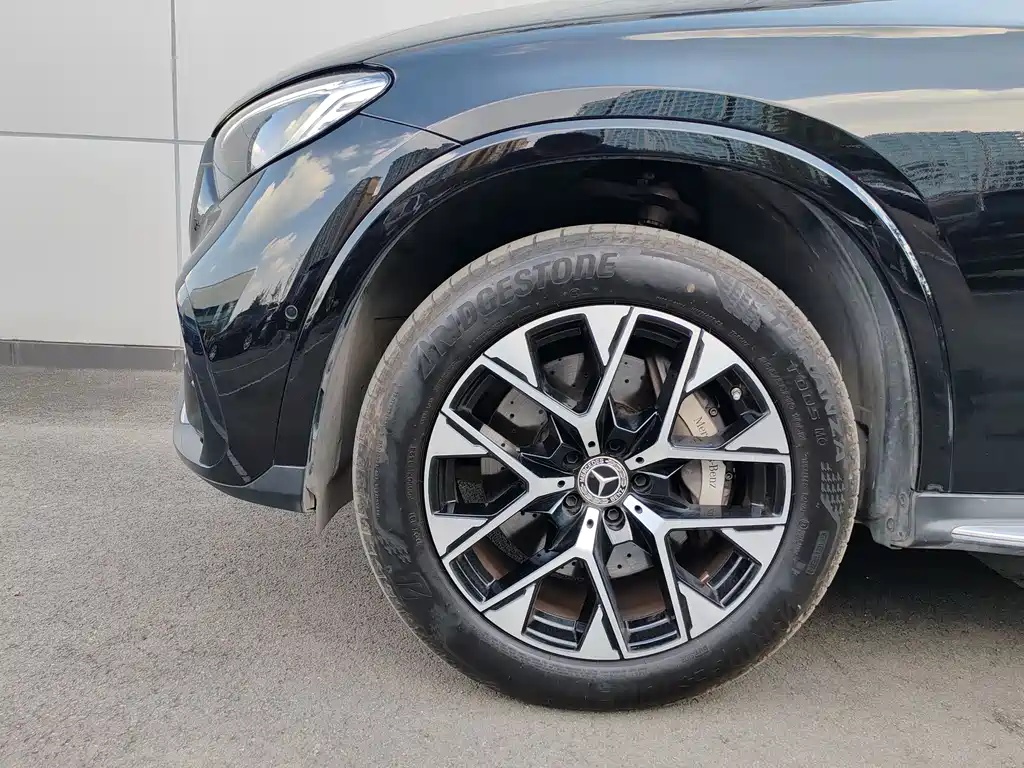 Mercedes-Benz GLC New Energy 2025 350 e L 4MATIC Collector's Edition купить на сайте DeffCars