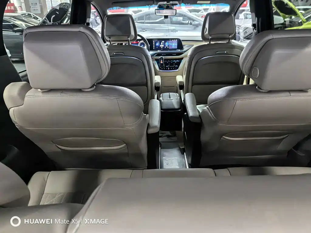 Buick GL8 2022 ES Lu Zun 653T luxury model купить на сайте DeffCars