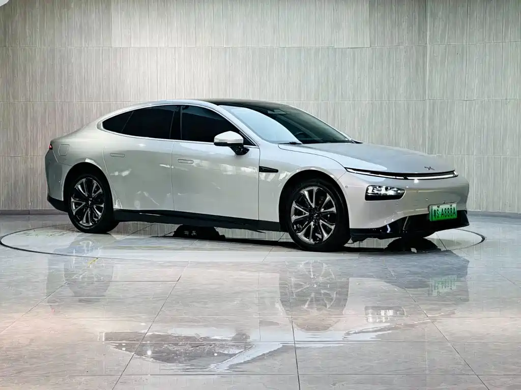 XPeng P7 2022 Model 670E + купить на сайте DeffCars