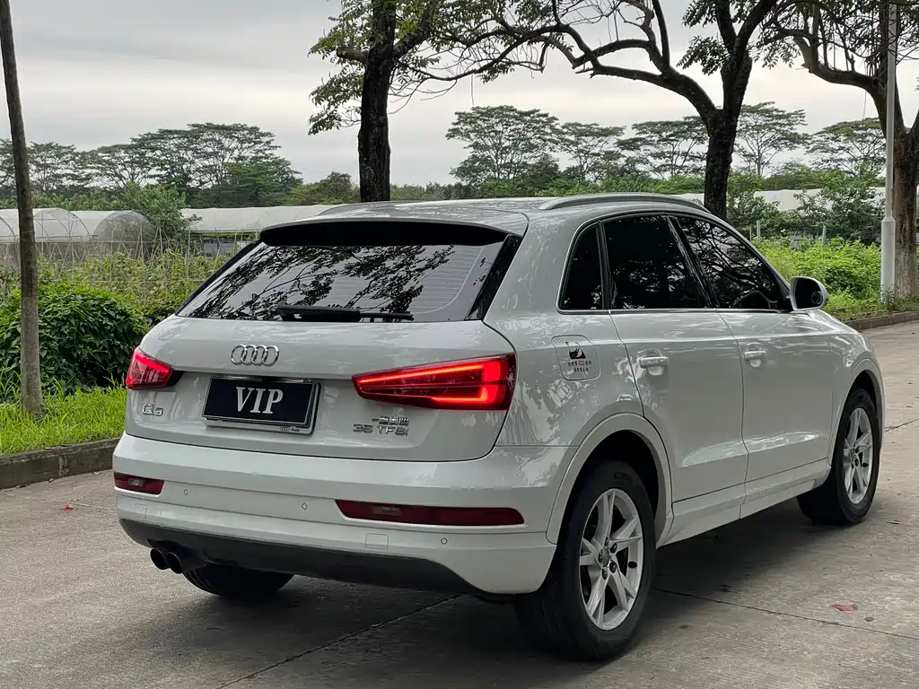 Audi Q3 2017 35 TFSI Fashion купить на сайте DeffCars
