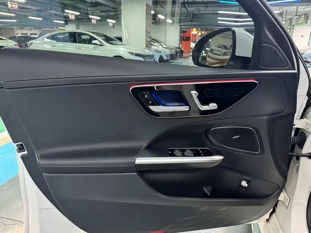 Mercedes-Benz C-Class 2022 C 260 L Sports Edition купить на сайте DeffCars