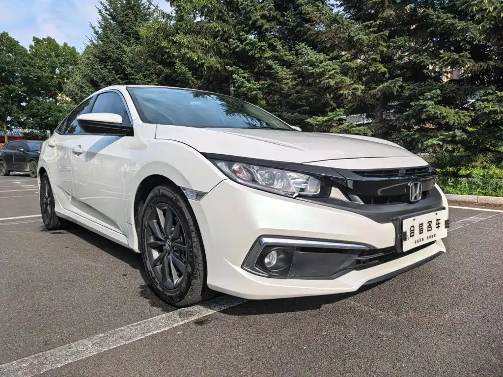 Civic 2019 220TURBO CVT Dynamic Edition National V купить на сайте DeffCars
