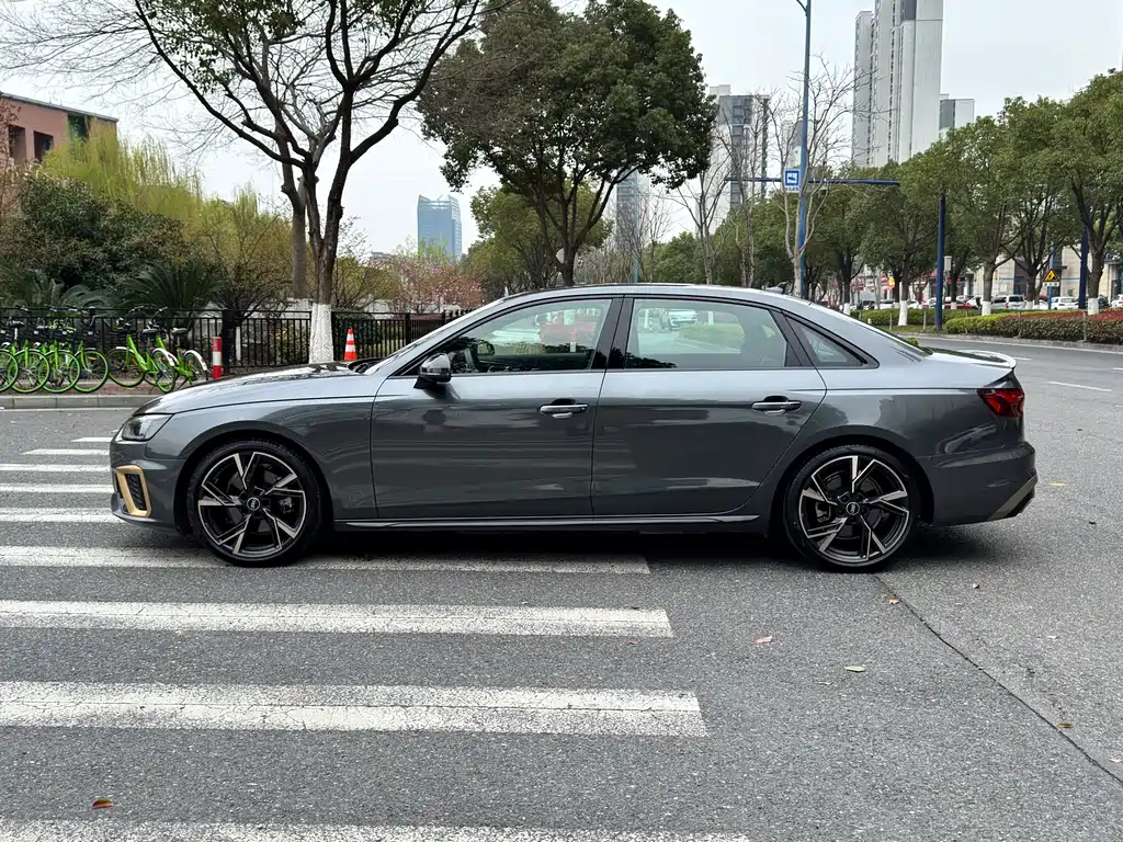 Audi A4L 2024 40 TFSI quattro RS kit combustion speed type купить на сайте DeffCars