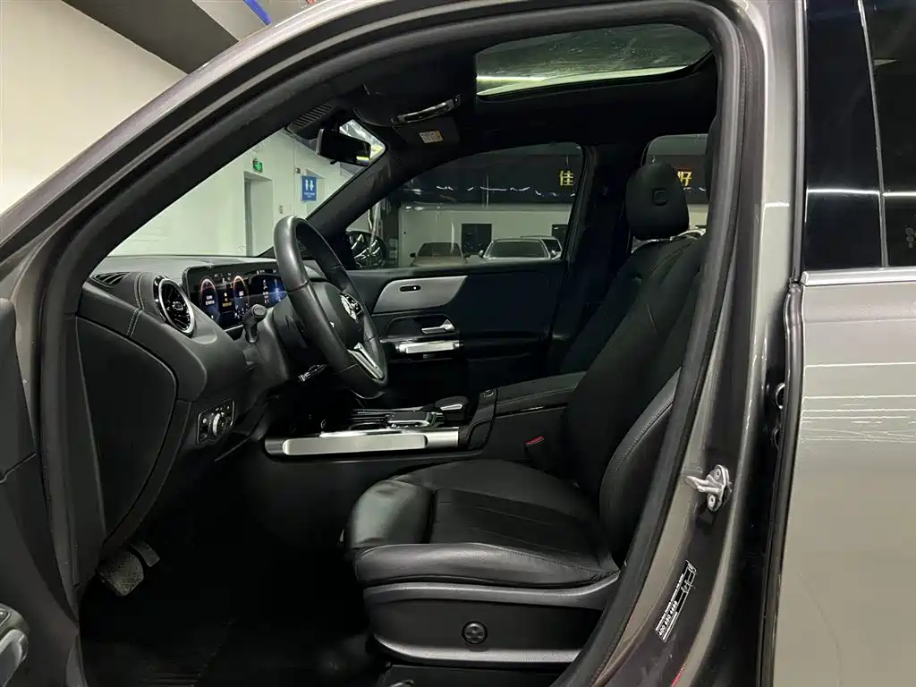 Mercedes-Benz GLB 2020 GLB 180 Dynamic купить на сайте DeffCars