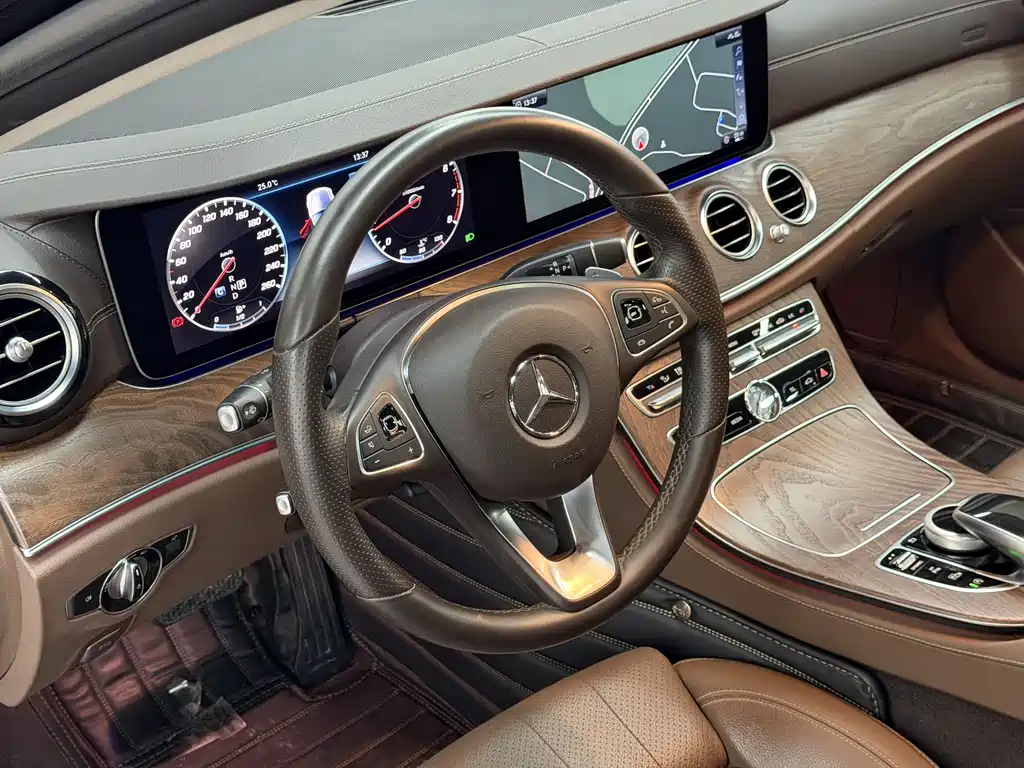 Mercedes-Benz E-Class 2018 E 200 L купить на сайте DeffCars