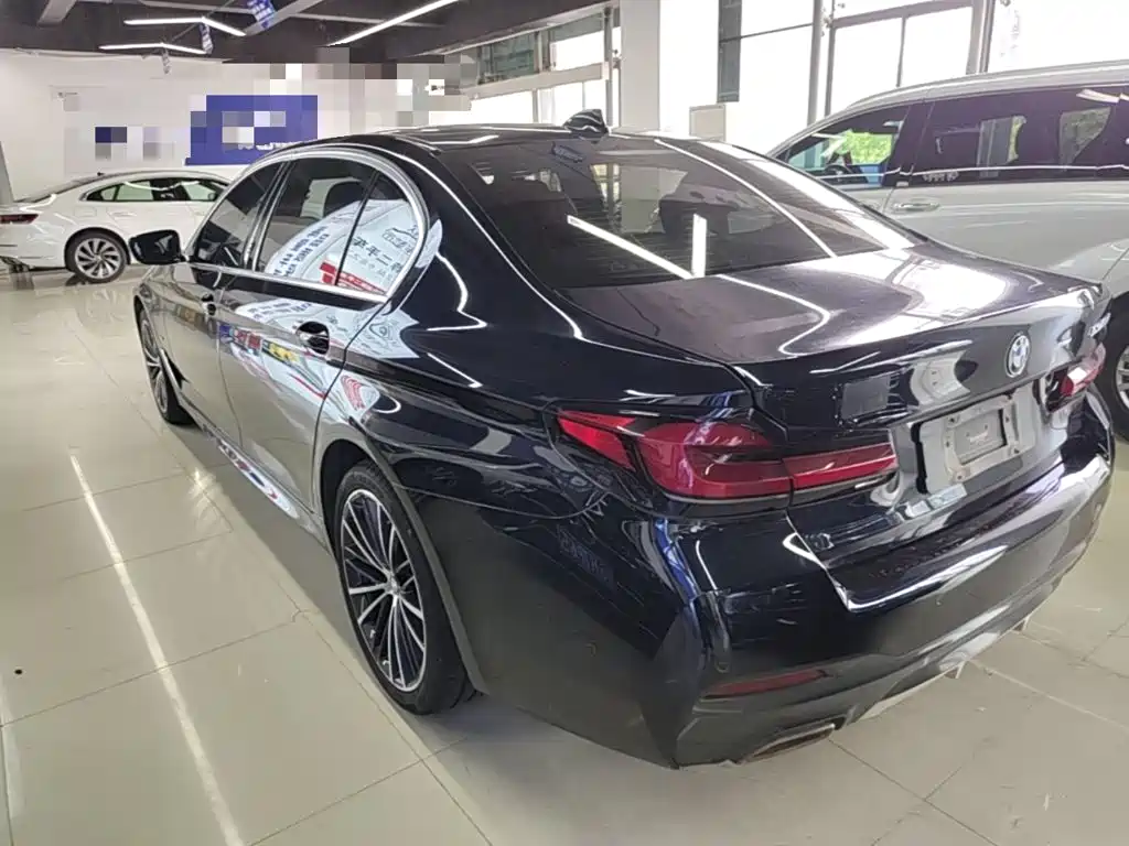 BMW 5 Series 2022 facelift 530Li leading M sports package купить на сайте DeffCars
