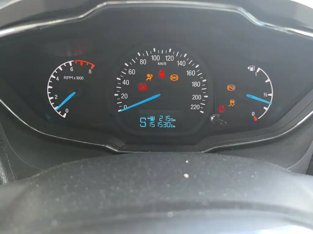 Escort 2015 1.5L automatic fashion model купить на сайте DeffCars