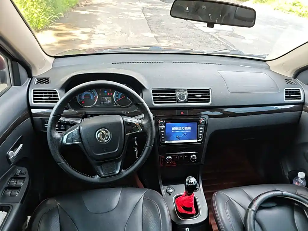 Fengguang 370 2016 1.5L manual exclusive type 7 seats купить на сайте DeffCars