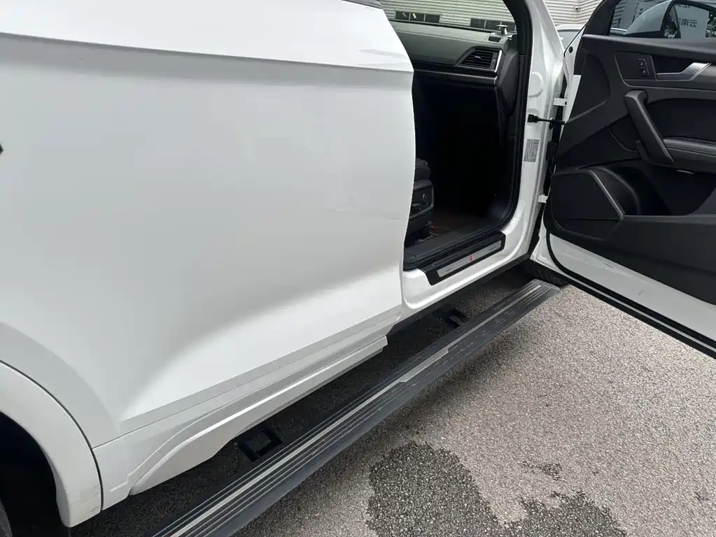 Audi Q5L Sportback 2021 40 TFSI luxury model купить на сайте DeffCars