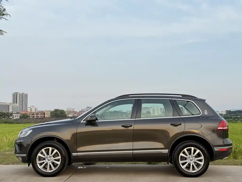 Touareg 2016 3.0TSI standard model купить на сайте DeffCars