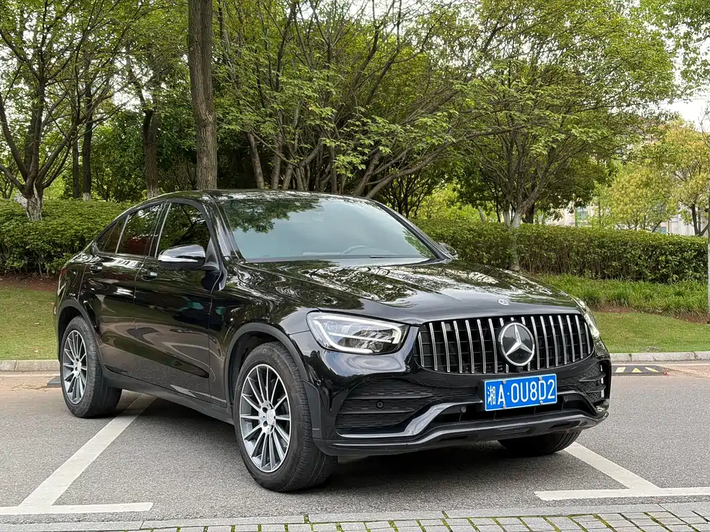 Mercedes-Benz GLC Coupe 2020 GLC 260 4MATIC Coupe SUV купить на сайте DeffCars