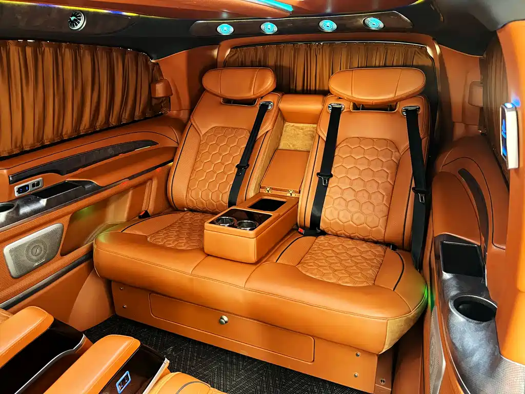 Vito 2021 2.0T Business Edition 7 seats купить на сайте DeffCars