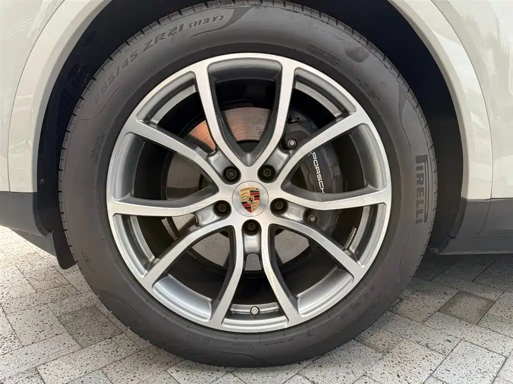 Cayenne 2025 Cayenne 3.0T Dream Edition купить на сайте DeffCars