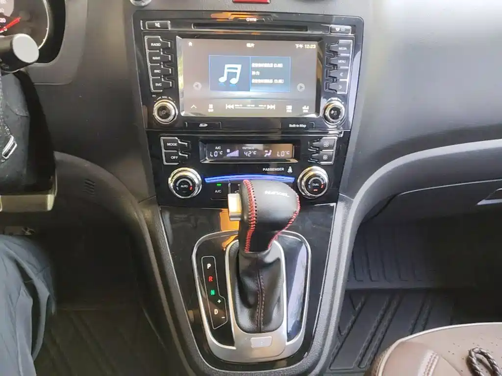 Haval H6 2016 upgraded version 1.5T automatic two-wheel drive elite type купить на сайте DeffCars