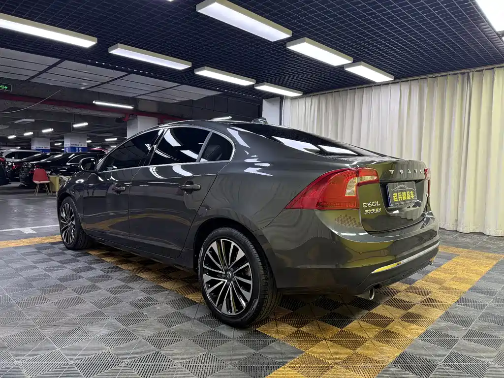Volvo S60 2018 S60L T4 Zhiyuan Enterprising Edition купить на сайте DeffCars