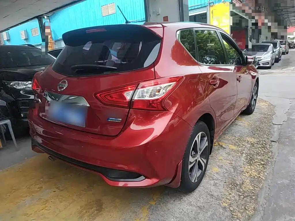 Tiida 2016 1.6L CVT Smart Travel Edition купить на сайте DeffCars