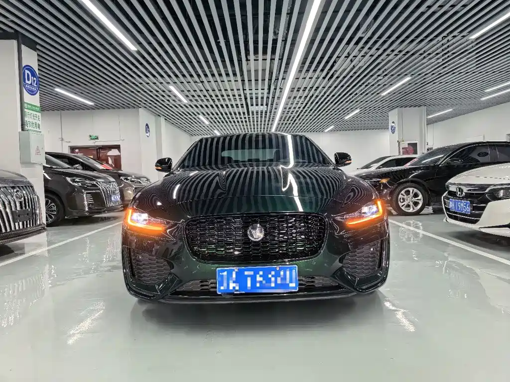 Jaguar XEL 2024 2.0T 250PS R-DYNAMIC S aggressive sports version купить на сайте DeffCars