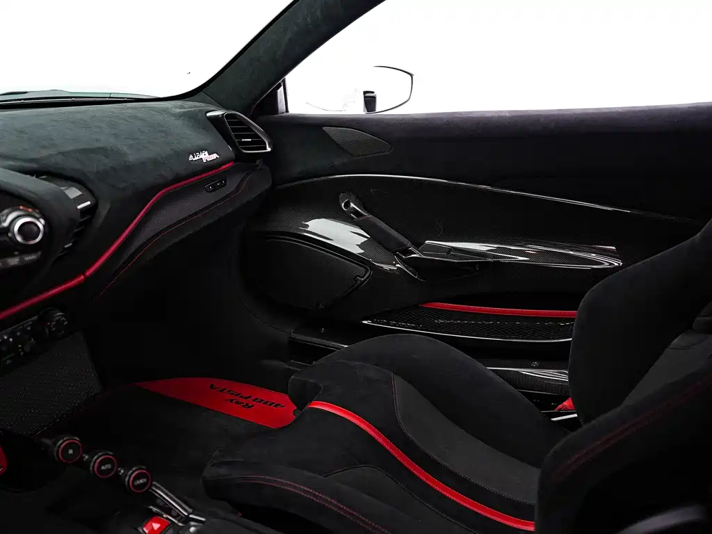 Ferrari 488 2018 488 Pista купить на сайте DeffCars