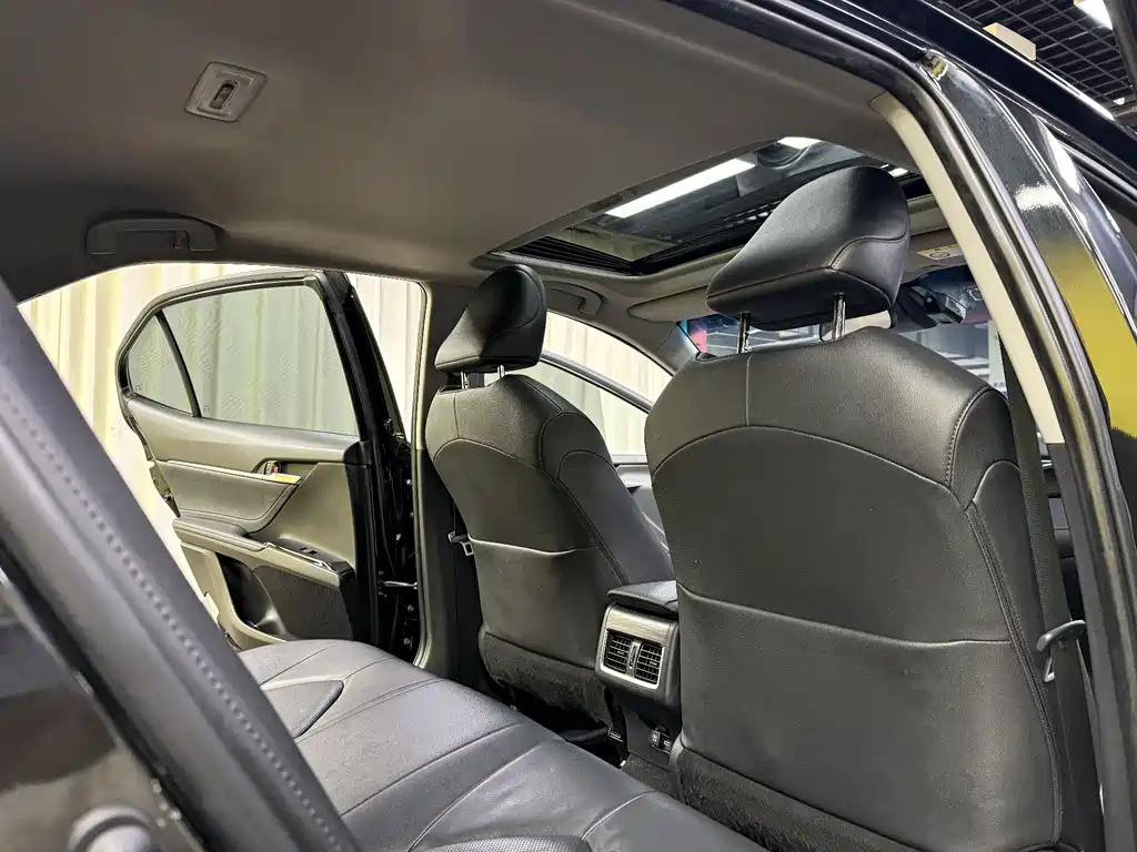 Camry 2021 Dual Engine 2.5HGVP Leading Edition купить на сайте DeffCars