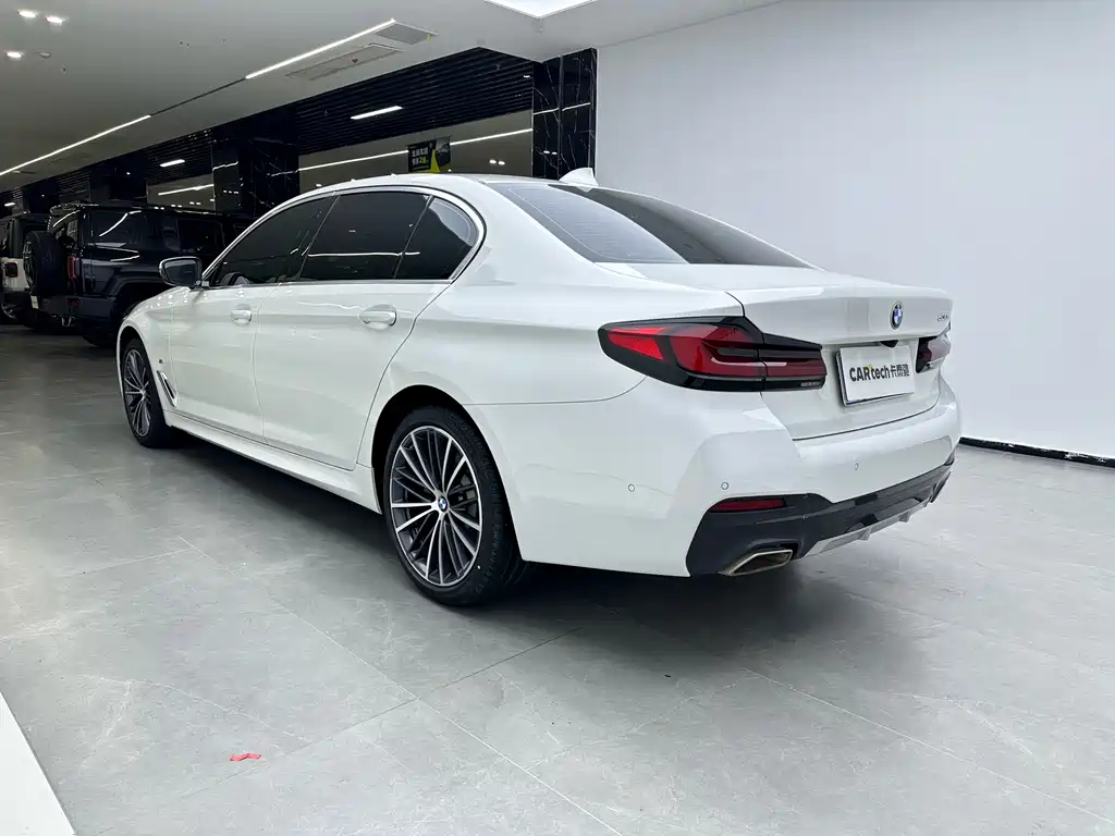 BMW 5 Series 2022 530Li Leading M Sport Kit купить на сайте DeffCars