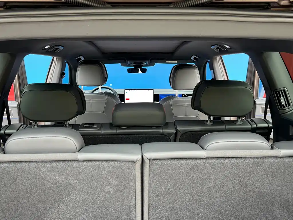Touron 2025 Touron Pro 450TSI four-wheel drive peak version купить на сайте DeffCars