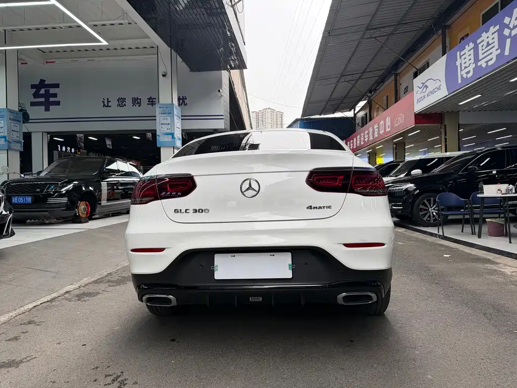 Mercedes-Benz GLC Coupe 2020 GLC 300 4MATIC Coupe SUV купить на сайте DeffCars