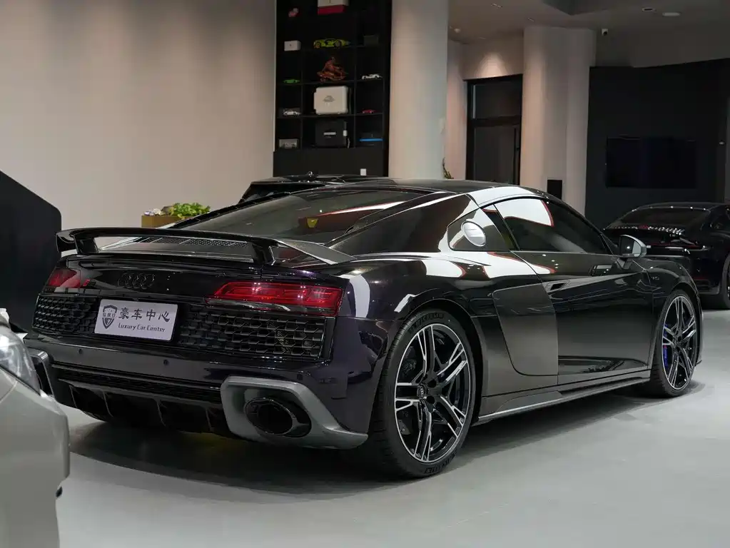 Audi R8 2022 V10 Coupe performance купить на сайте DeffCars