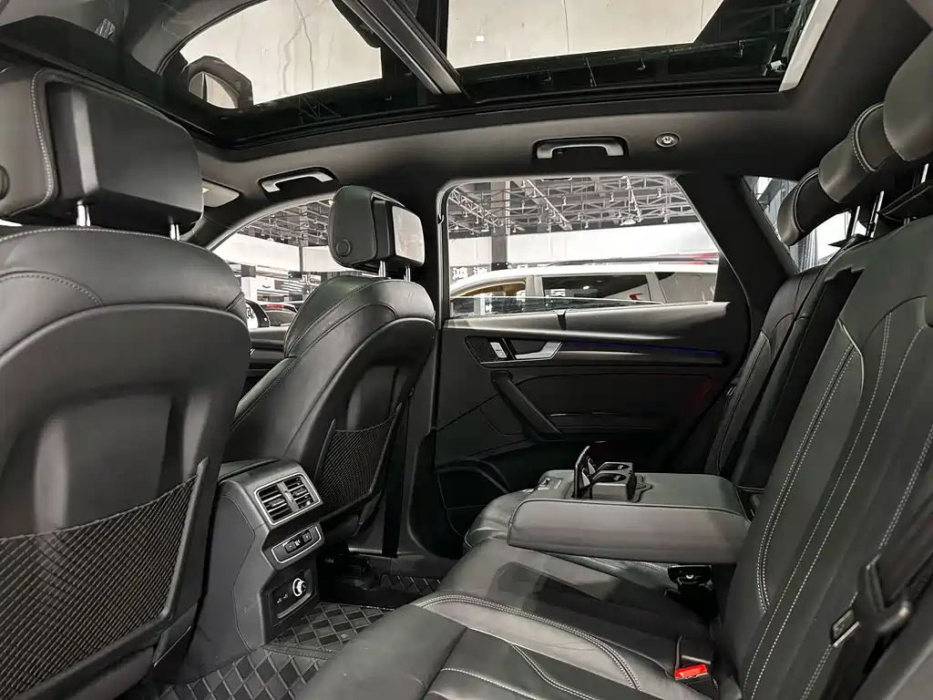 Audi Q5L 2024 45 TFSI Premium Dynamic Model купить на сайте DeffCars