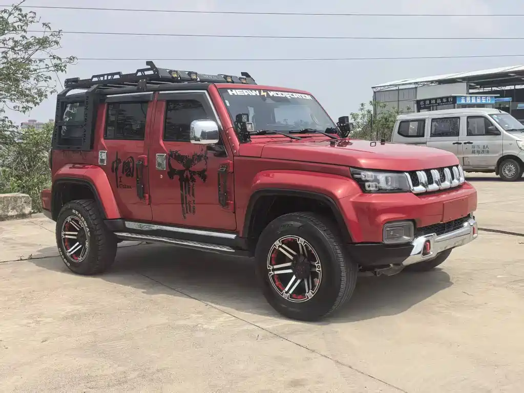 Beijing Off-Road BJ40 2018 PLUS 2.3T automatic four-wheel drive flagship version National V купить на сайте DeffCars