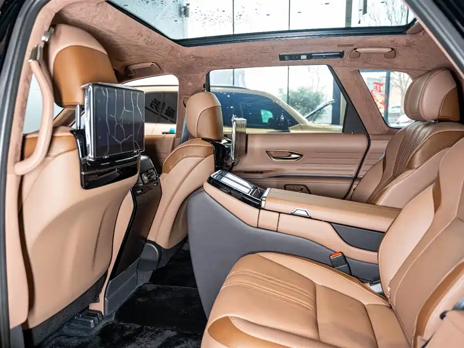 Shiji 2024 3.5L PHEV Basic Edition купить на сайте DeffCars