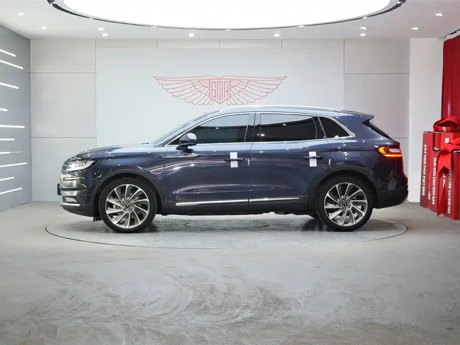 Voyager 2021 2.7T four-wheel drive premium version купить на сайте DeffCars