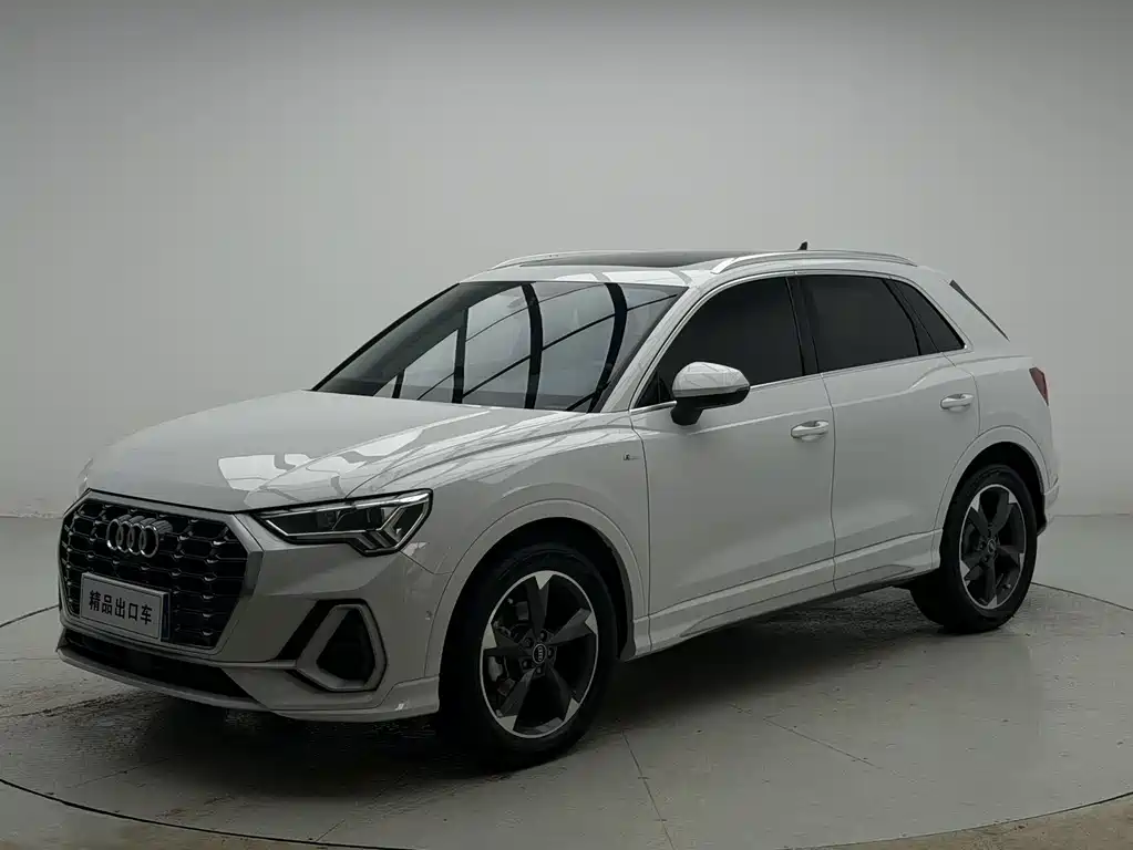 Audi Q3 2023 35 TFSI Fashionable and Dynamic (1.4T) купить на сайте DeffCars