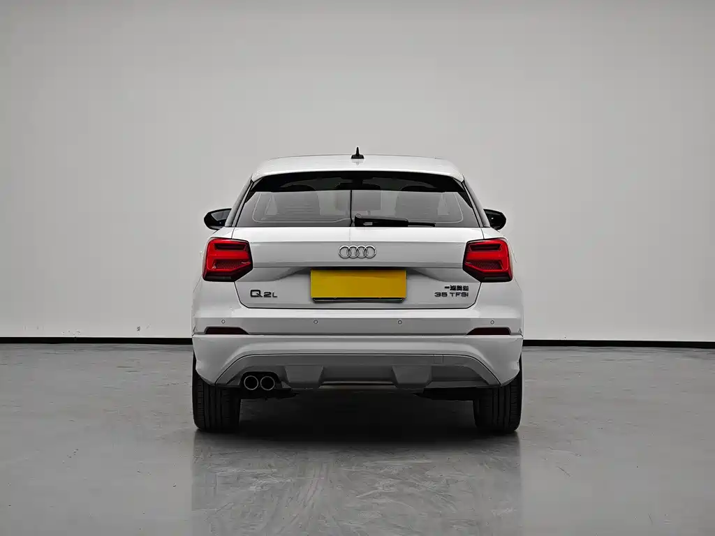 Audi Q2L 2021 35 TFSI fashionable and dynamic купить на сайте DeffCars