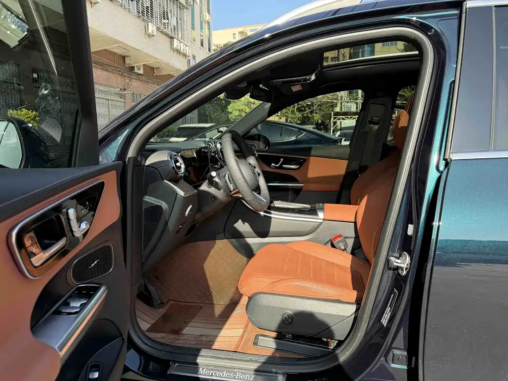 Mercedes-Benz GLC 2025 GLC 300 L 4MATIC Dynamic 5-seater купить на сайте DeffCars