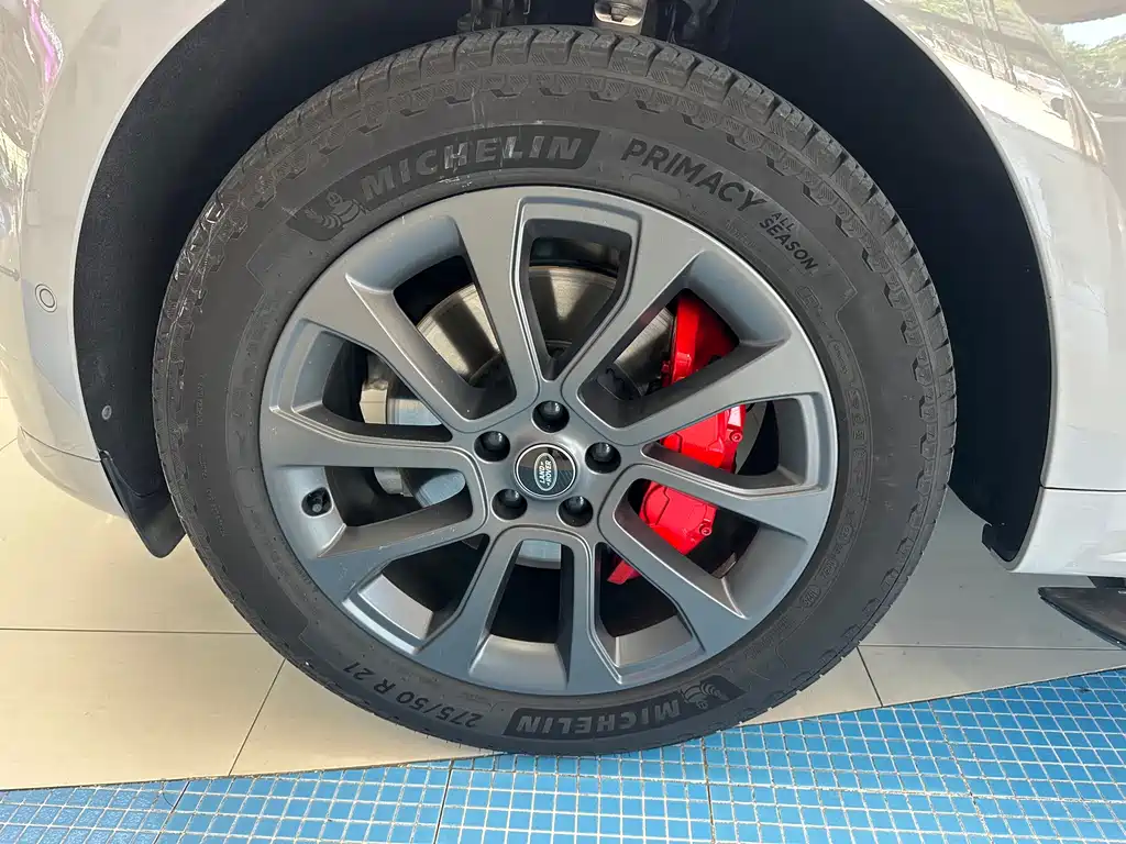 Range Rover Sport 2023 400PS Dynamic SE купить на сайте DeffCars