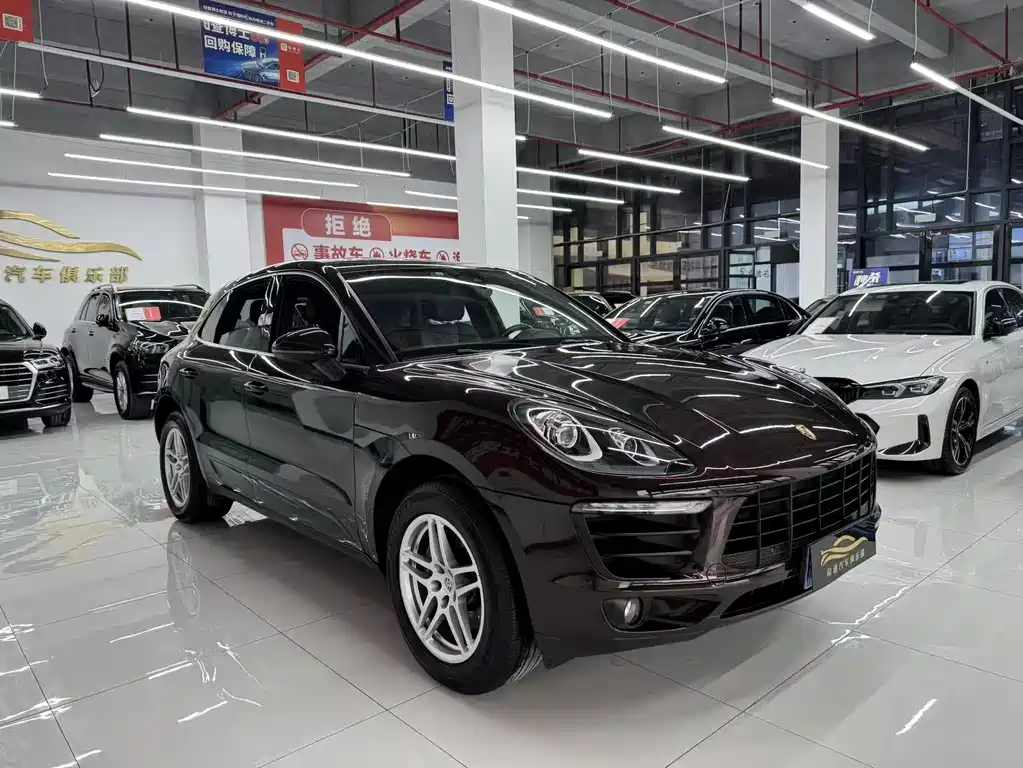 Macan 2017 Macan 2.0T купить на сайте DeffCars